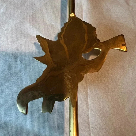 VINTAGE: Cherub brass candlestick holder - Picture 4 of 16